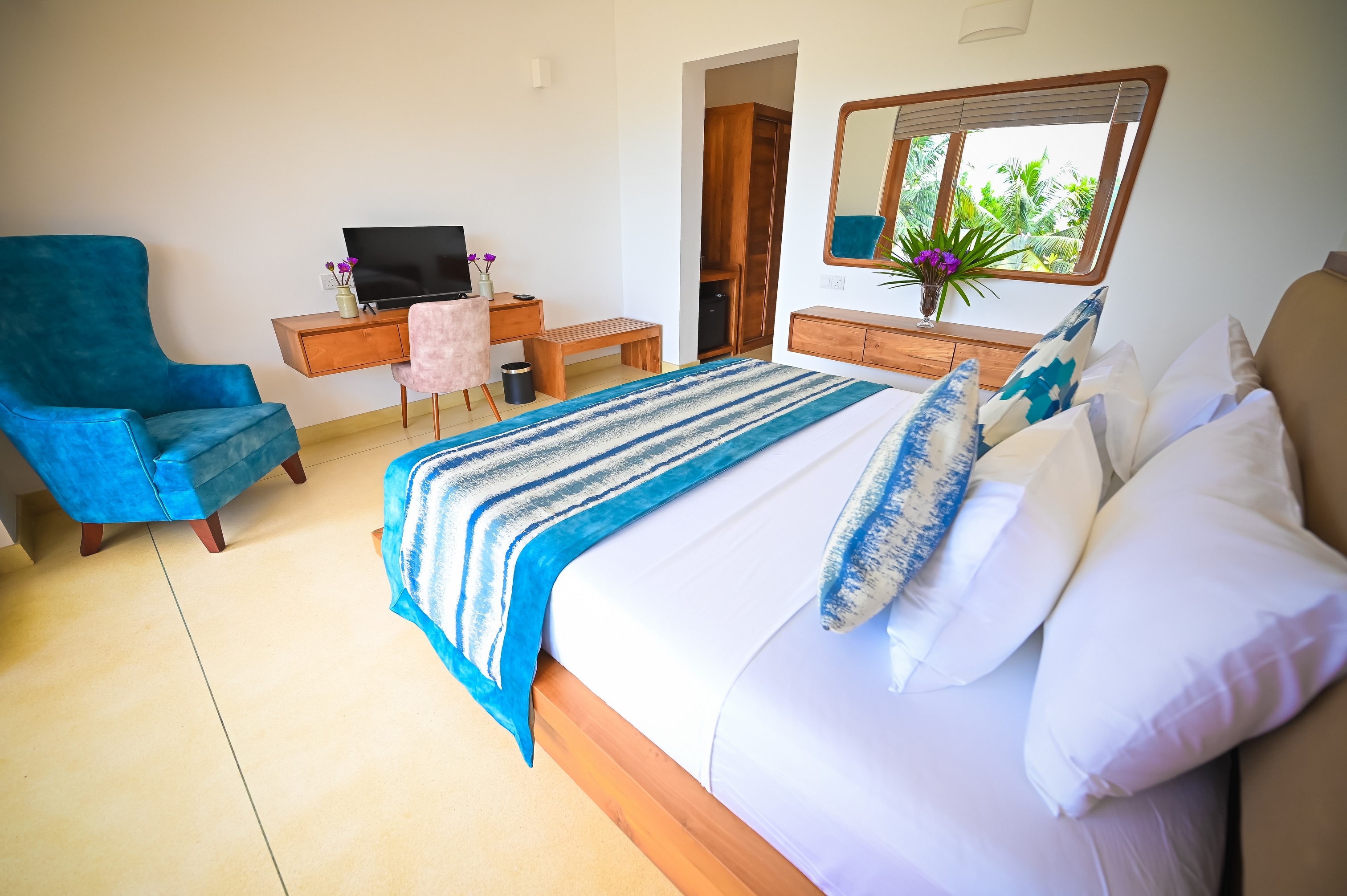 Beachfront King Room